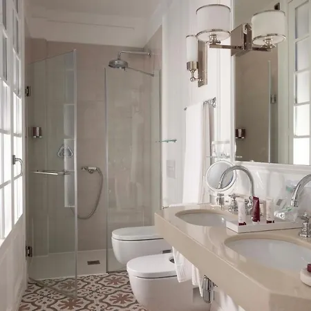 Magalean & 4* Hondarribia