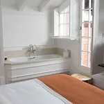 Hotel Magalean & 4*