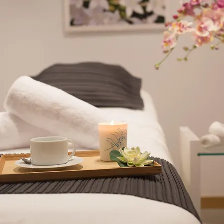 Magalean & Ξενοδοχείο Χονδαρρίμπια