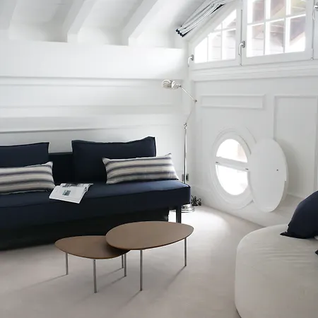 Magalean & Ξενοδοχείο Χονδαρρίμπια