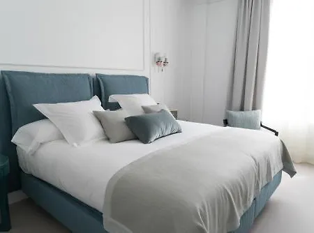 Magalean & Hotel 4*