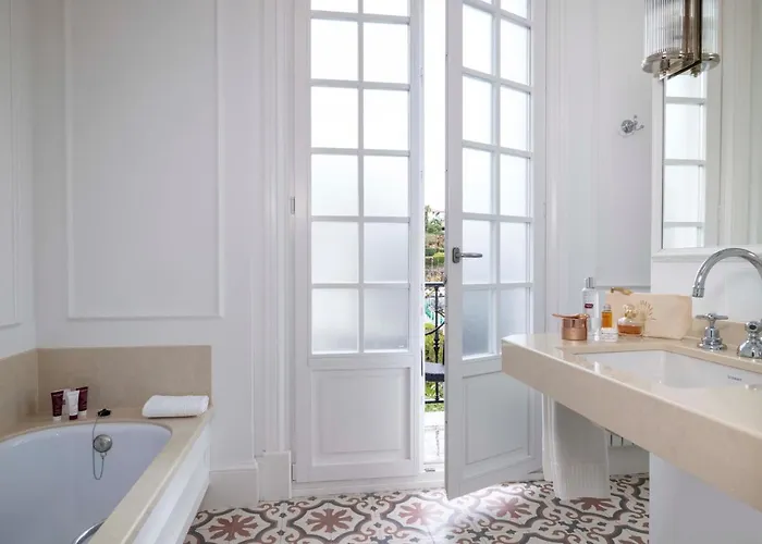 Hotel Magalean & Fontarrabie